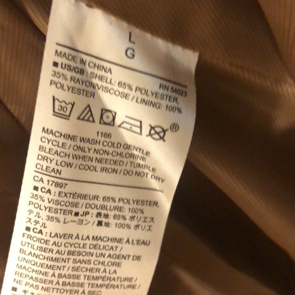 🎉NEW ⭐️🎉HOST PICK! 🤩⭐️🎉 Banana Republic Twill Trench Coat- Camel Color SZ L - Picture 9 of 9